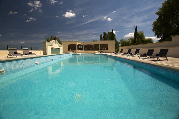 Pool - Facing a green esplanade, Lardiers cottage for 5 people (Forcalquier)