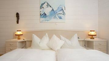 3 bedrooms, in-room safe, soundproofing, iron/ironing board