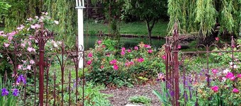 The Garden Carriage House