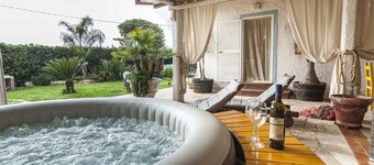 Villa exclusiva con piscina, jacuzzi & Garden. *** *** WIFI gratuito