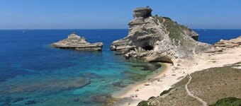 Lille hus tæt på strandene i Sant'Amanza