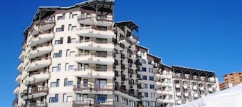 LES MENUIRES APARTMENT, 2 ROOMS, 4/5 PEOPLE