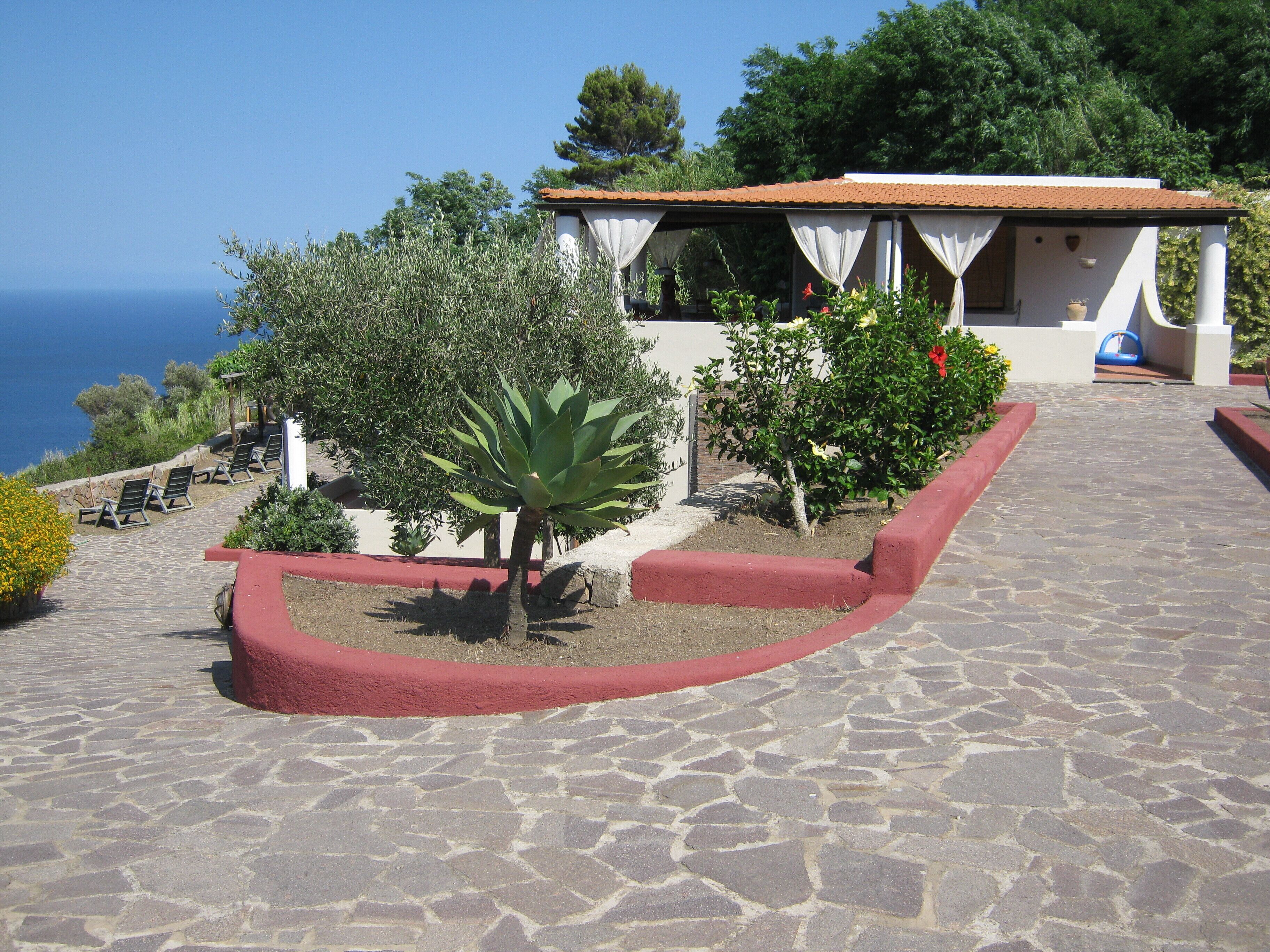 Luxury apartment with swimming pool and panoramic view