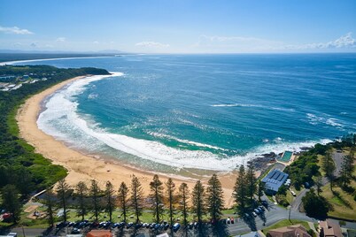 Cooinda Cottage -  A Beautiful holiday home in the heart of Black Head.