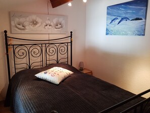 2 bedrooms, iron/ironing board, travel crib, free WiFi