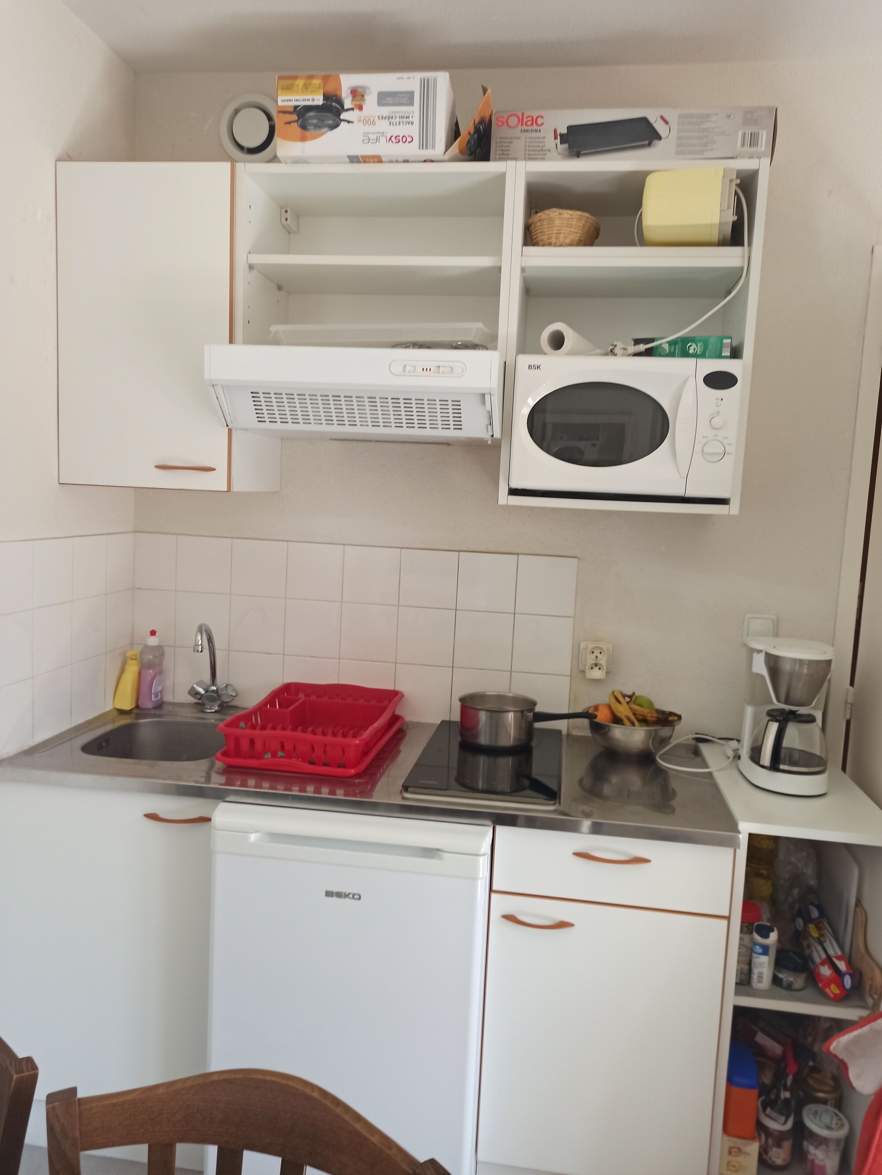 JoliT2 in holiday residence with swimming pool, near Ax les Thermes