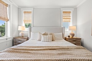 4 habitaciones, tabla de planchar con plancha, wifi y ropa de cama 