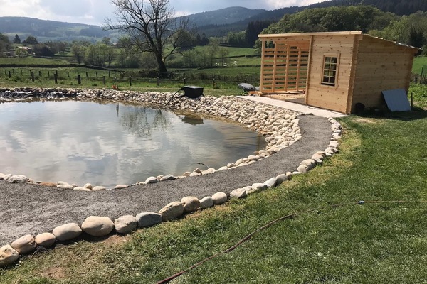 Bain à remous extérieur