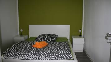 3 Schlafzimmer, Bügeleisen/Bügelbrett, WLAN, Bettwäsche