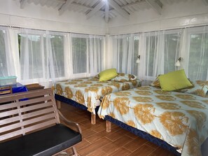 1 bedroom, desk, WiFi, bed sheets - Absolute Ocean Front Studio Loft.  In the heart of Surf City (La Libertad)