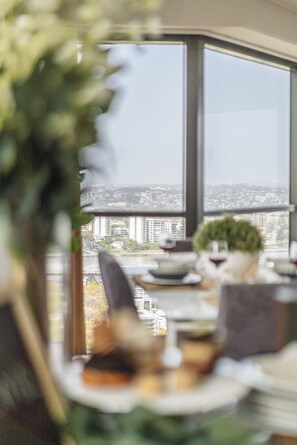 Panoramic Apartment, 2 Bedrooms, River View | Living area | Flat-screen TV, Netflix - Sky Homes on Queen (Brisbane)