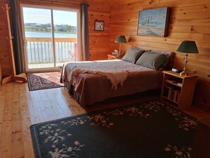 2 bedrooms, iron/ironing board, travel cot, free WiFi - Sandcastles Beach House - Duneside: On PEI's Best Beach! (Darnley)