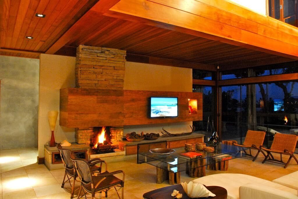 Top House!With a paradisiacal view of the Sea and Lagoon of Conceição, unique architecture!