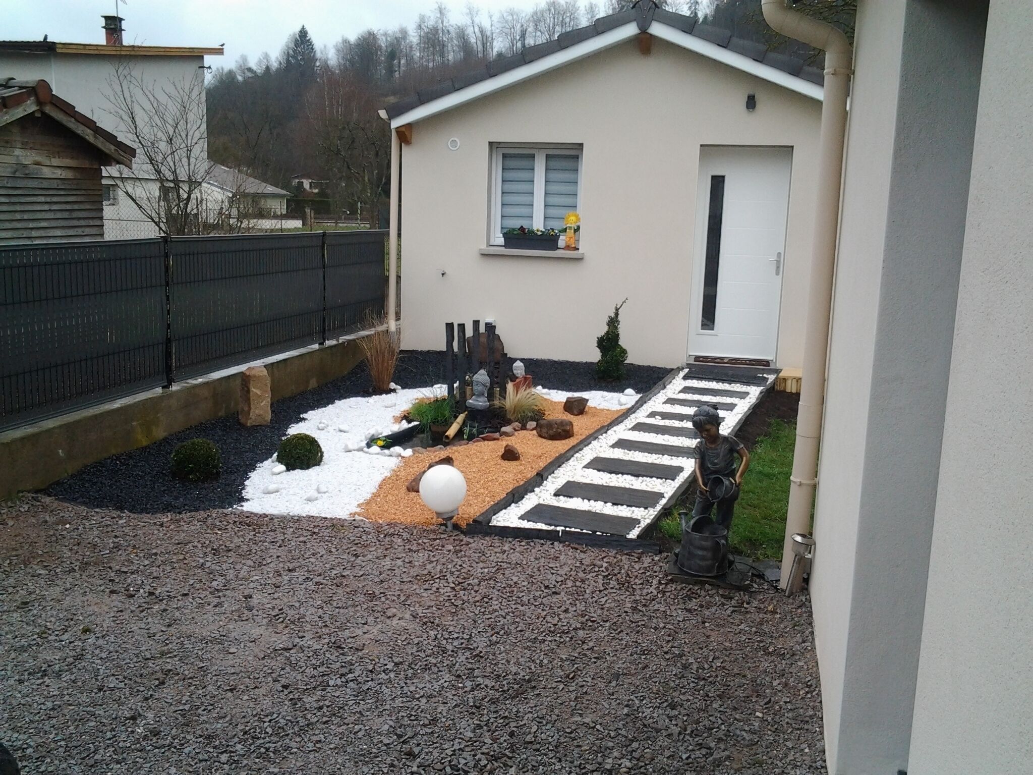 Cottage in the quiet and relaxing.