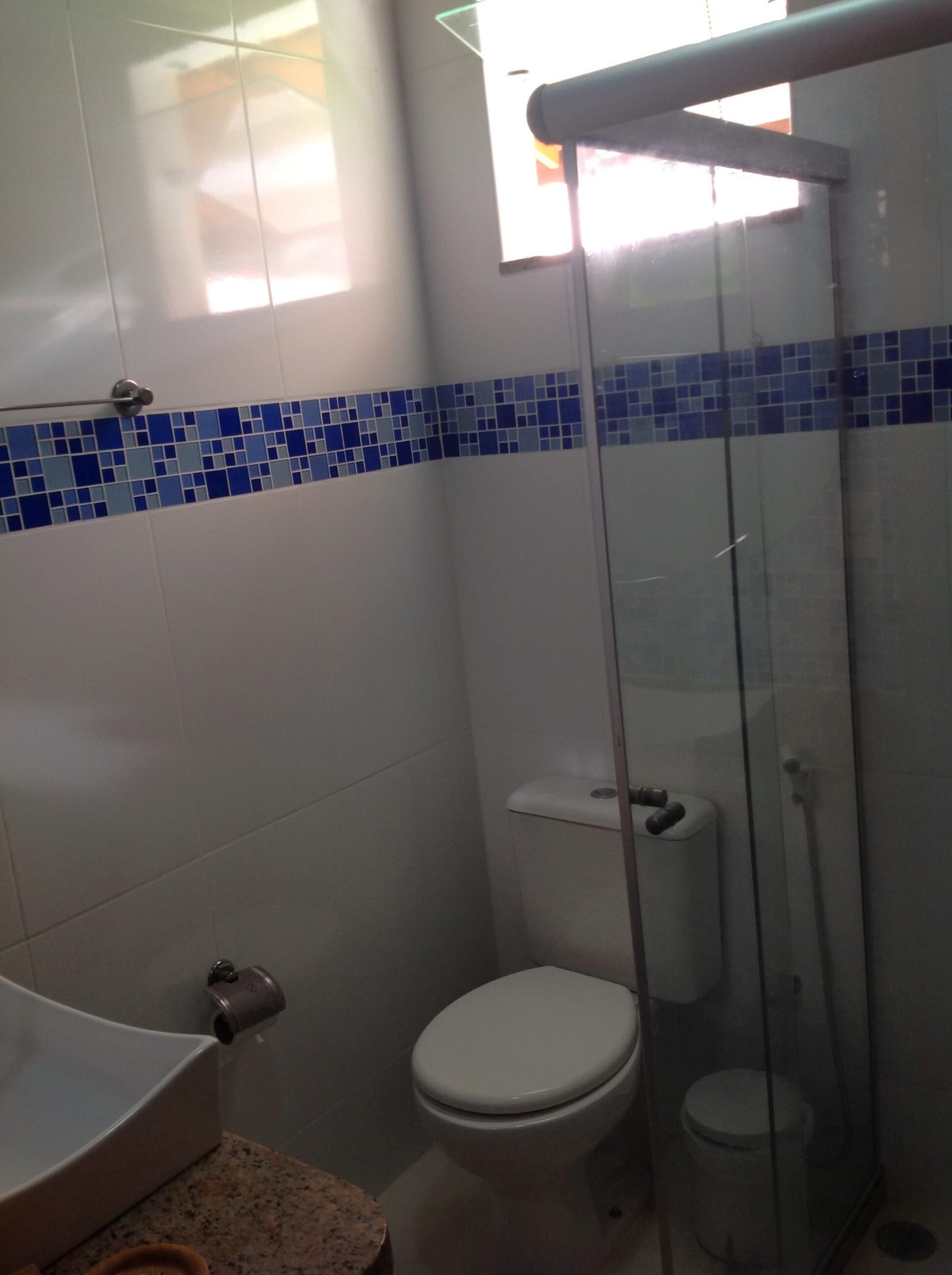 New large comfortable pool, barbecue, games room, WIFI, at 30m from the sea