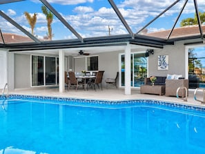 Outdoor pool, a heated pool