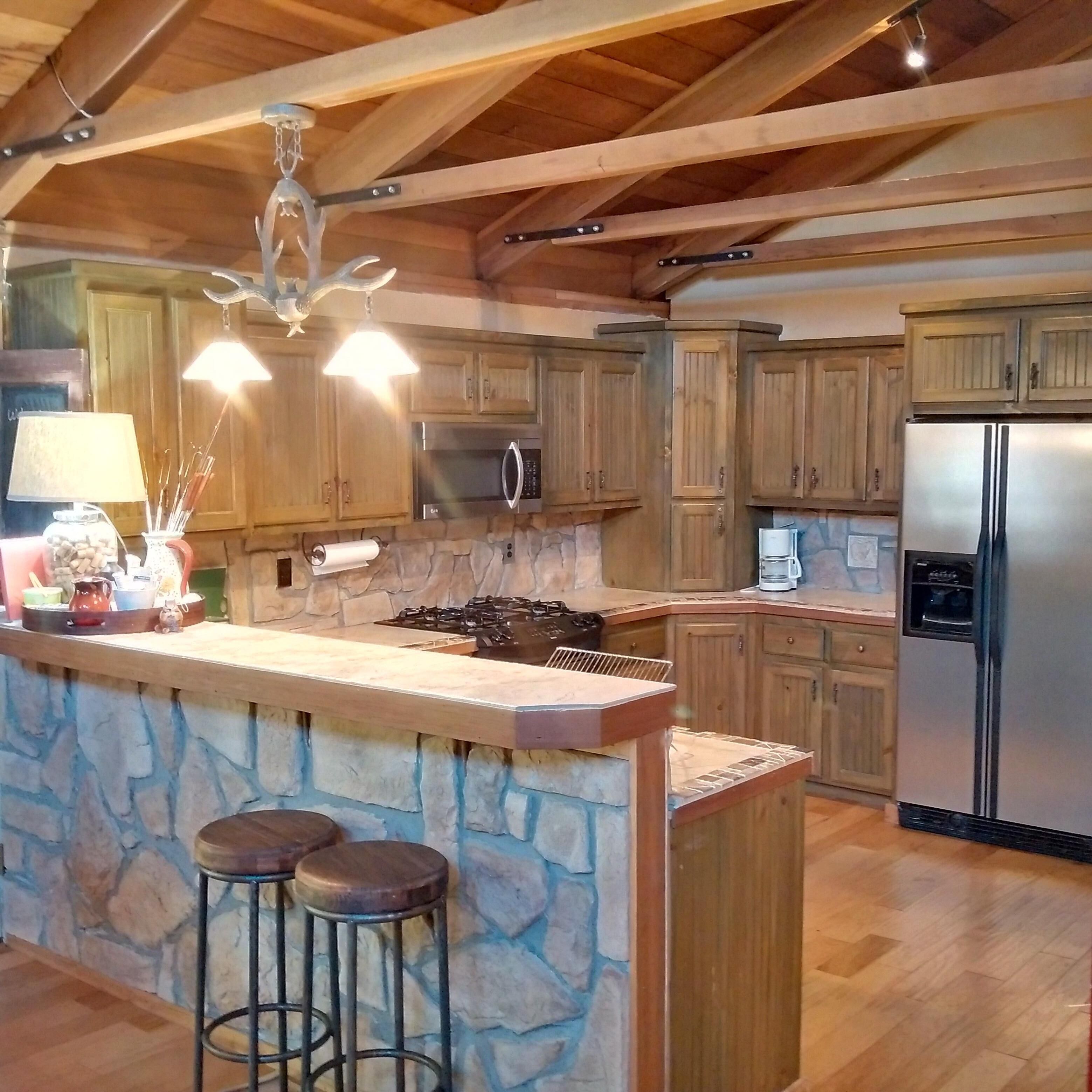 Unique Lodge-style Cabin only minutes away from Beach,Fishing and Boatlaunch