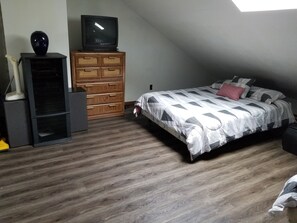 3 soverom, wi-fi (inkludert) og sengetøy