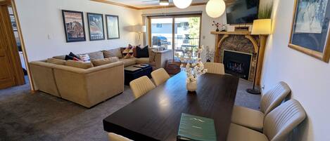 TV, fireplace, DVD player