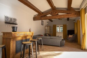 Dining - Beautiful provencal house in the heart of the Esterel with pool, tennis (Saint-Raphaël)