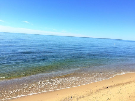 Beach nearby. New Seabury Home with Private Dock close to Beach, Golf Tennis, BOAT OPTIONAL