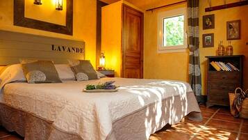 2 chambres, fer et planche Ă repasser, Wi-Fi gratuit, draps fournis