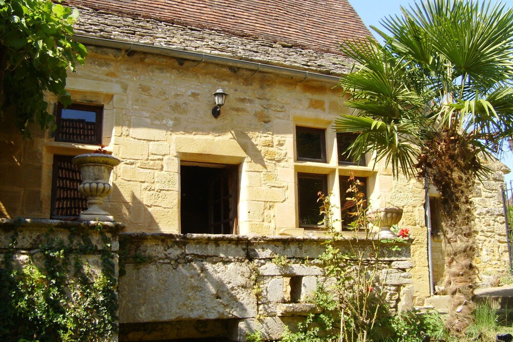 House medieval cottage of character near Sarlat in Périgord