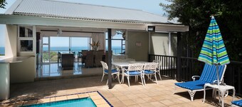 Luxus Strandhaus: Herrliche Aussicht auf das Meer, Pool, Golf, A / C, WLAN, Secure Estate.