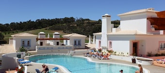 Luxury Linked Villa, Superb Views of Golf Course, Best Pool, Fabulous Beaches