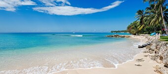 Reeds House on Reeds Bay. On the sea with Wonderful Sea Views From Every Room.