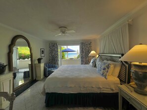 2 bedrooms, in-room safe, desk, iron/ironing board