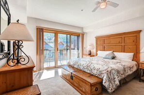 3 Schlafzimmer, Zimmersafe, Bügeleisen/Bügelbrett, WLAN