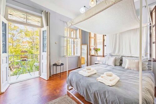 Maisonette – Historic Charm with a Roof Terrace