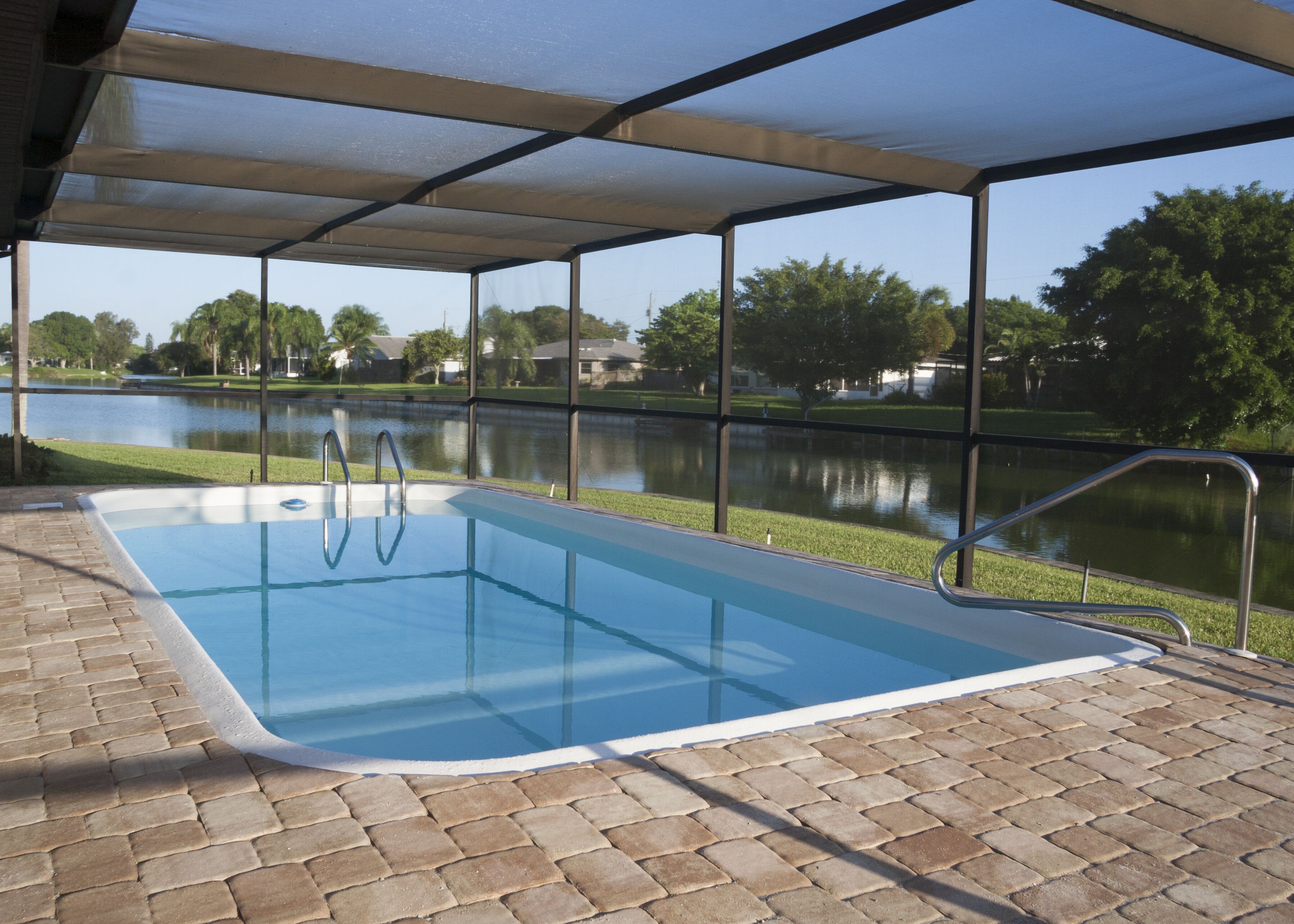 Pool home with quiet lake view and wildlife