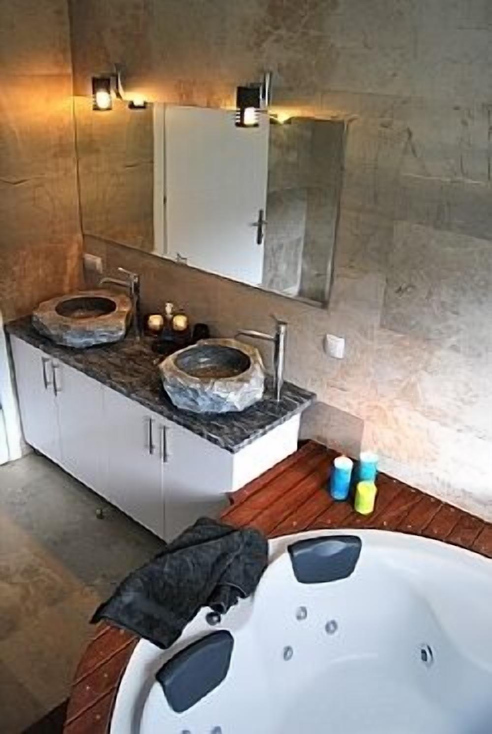 Villa With Private Pool And Panoramic Mountain View