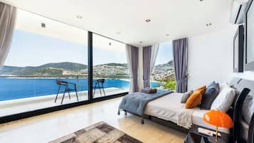 6 Schlafzimmer, Zimmersafe, Bügeleisen/Bügelbrett, Reisekinderbett