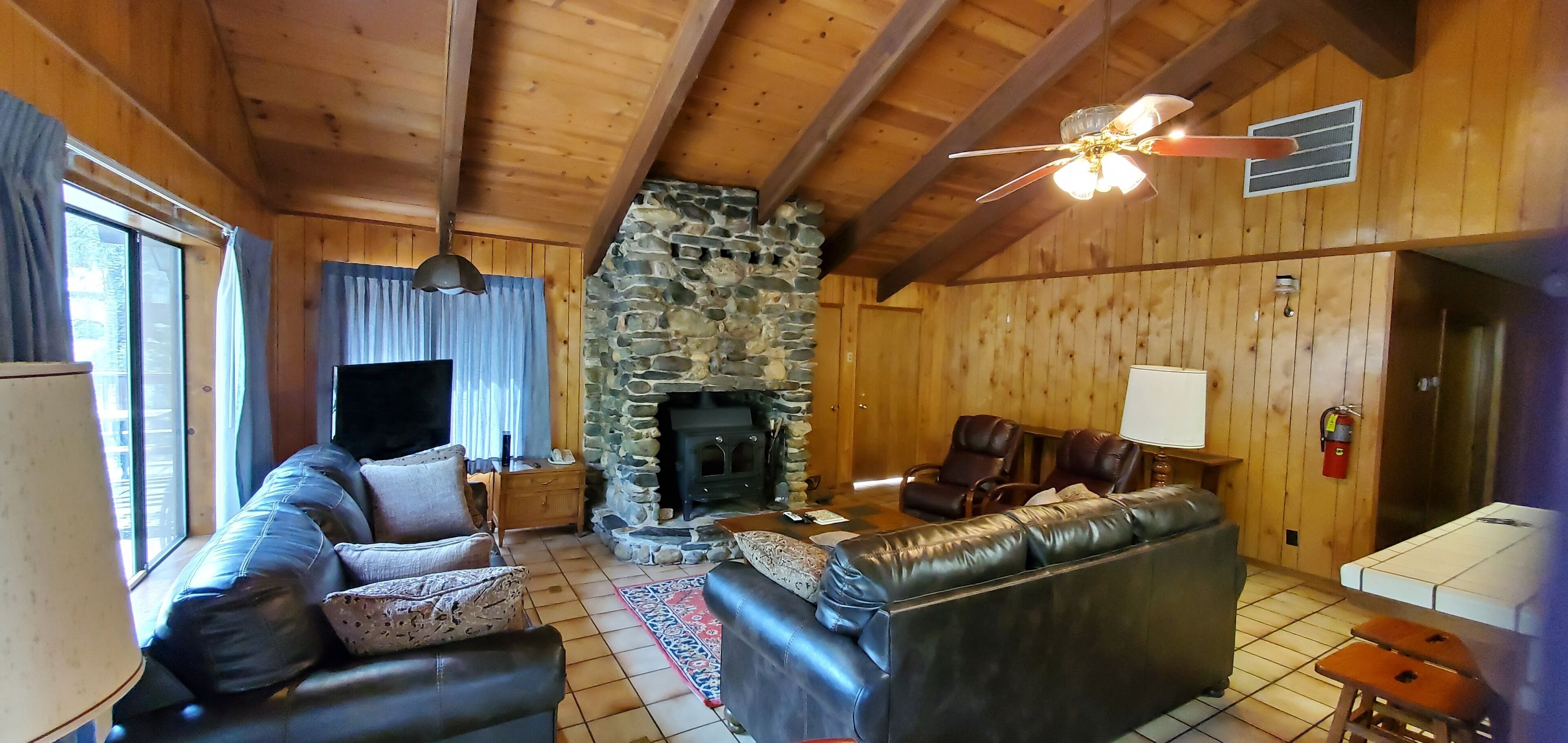 (69) Bordentown West at The Redwoods In Yosemite