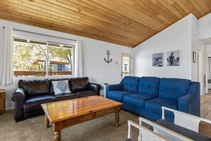 Smart TV, DVD player