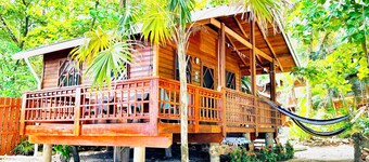 Stay & Dive! Ocean front, Cozy Casita steps to the waters edge! 