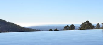 Fabulous Villa with Awesome Coastal Views, Infinity Pool, Luxuriously Appointed