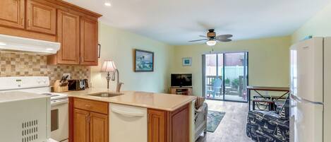 Microwave, dishwasher, coffee/tea maker, toaster