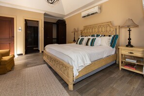 5 dormitorios, tabla de planchar con plancha, wifi y ropa de cama