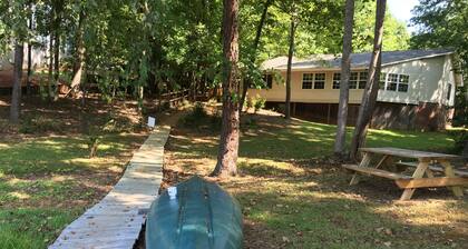 Moderate Awesome Cute Affordable Waterfront Lakehouse