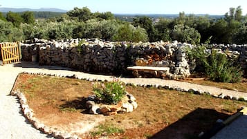 Enceinte de lâhĂ©bergement
