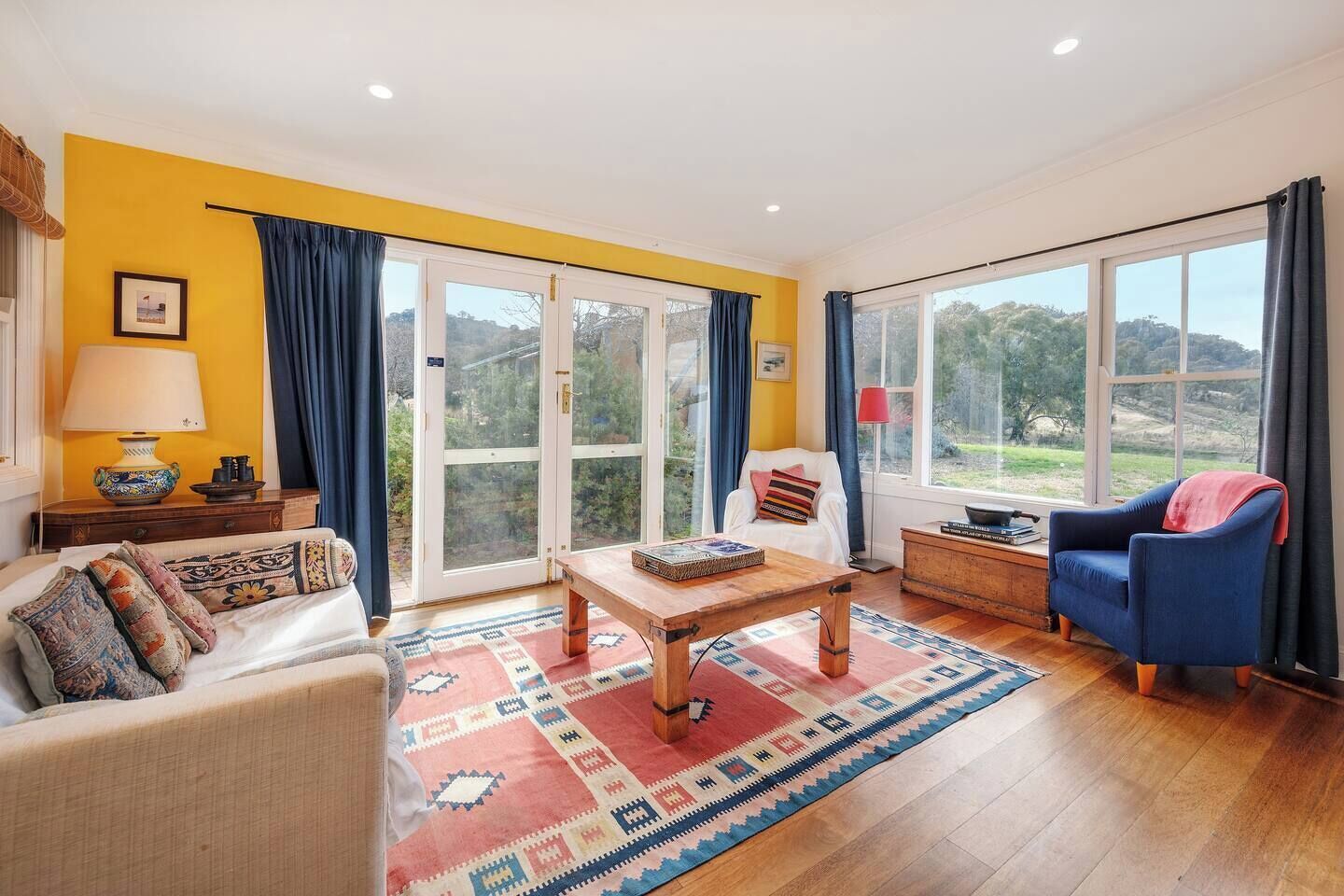 Experience Country Mudgee at Lone Pine Farmhouse