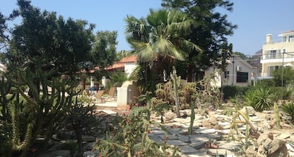 Villa Gema - Yksityinen omakotitalo rannan päällä