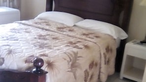 2 多间卧室、熨斗/熨衣板、免费 WiFi、床单