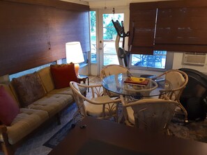 Interior - Luxury Home In Golf Course Community! (Sebring)