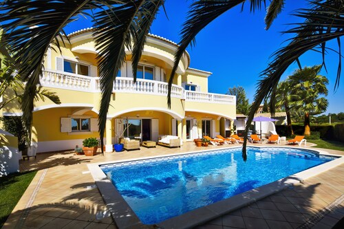 LAGOS, LUZ - 10 x 5M, Option chauffage de la piscine, AIRCON / CHAUFFAGE, WIFI GRATUIT, TV satellite