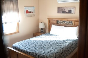 3 habitaciones, escritorio, tabla de planchar con plancha y wifi gratis 